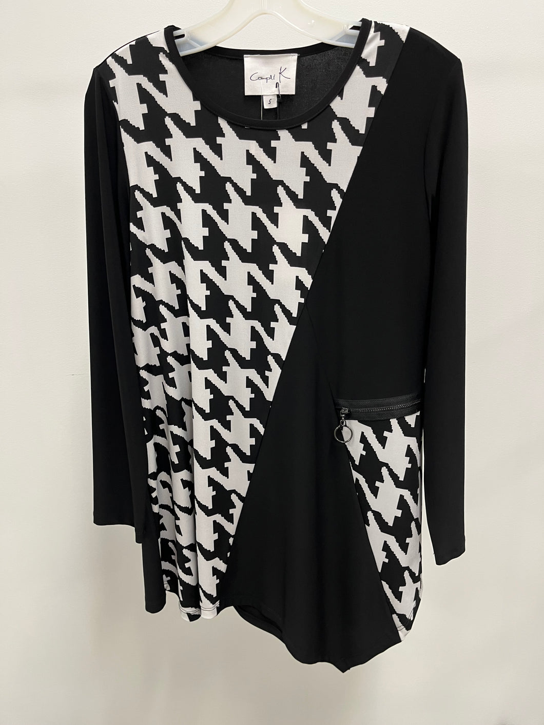 Compli K Houndstooth Top W/Zip Pocket
