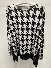 Load image into Gallery viewer, Compli K Houndstooth Top
